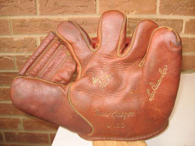 Leo Durocher MacGregor G130 Front